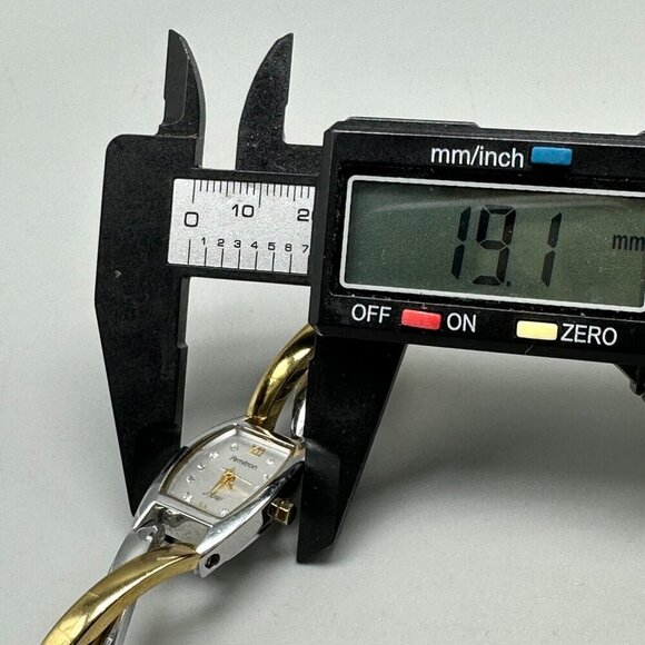 3/$30 Armitron Watch Women Silver Tone Cross Over Band New Battery 6.5" - Picture 8 of 11